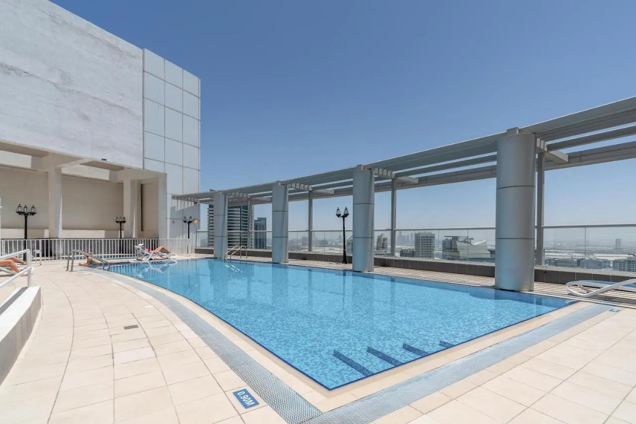 Spacious 2 Beds 5 Min Walk From Dubai Mall With Brand New Gym And Rooftop Swimming Pool公寓 公寓
